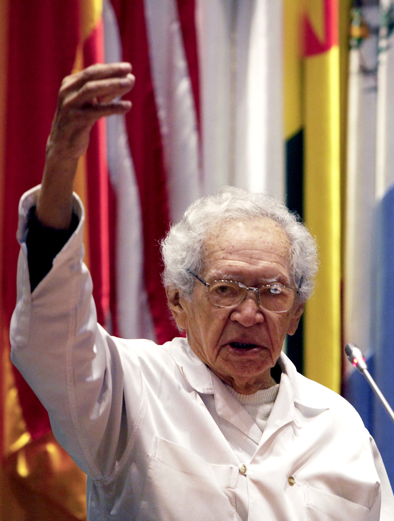Thiago de Mello, Poet