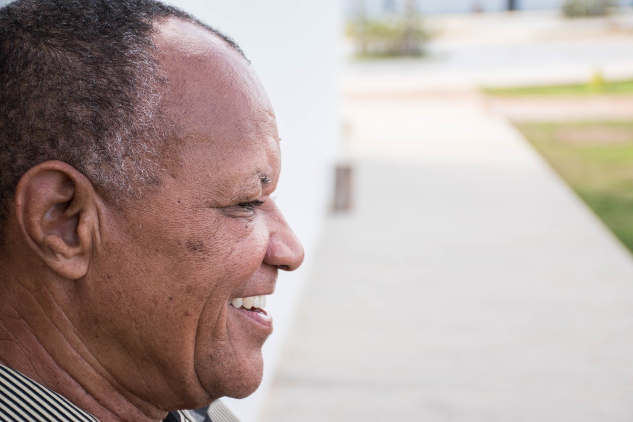 Hombre de edad avanzada República Dominicana
