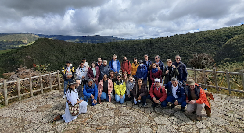Alba Llavona de la CEPAL participa en sesión de trabajo en Colombia