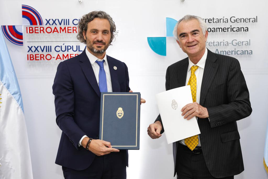 Santiago Cafiero, Ministro das Relações Exteriores da Argentina (ezq), e José Manuel Salazar-Xirinachs, Secretário Executivo da CEPAL. 