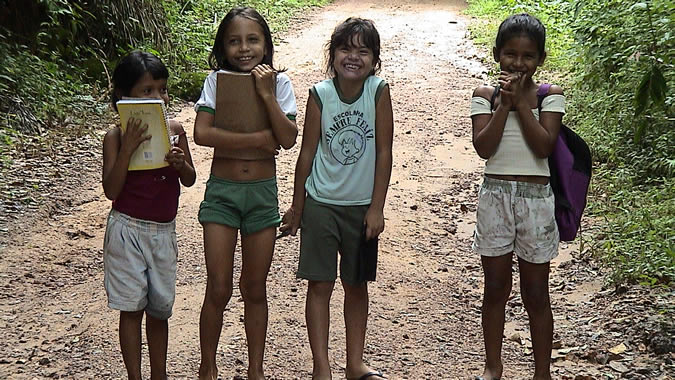 foto de niñas brasileñas.