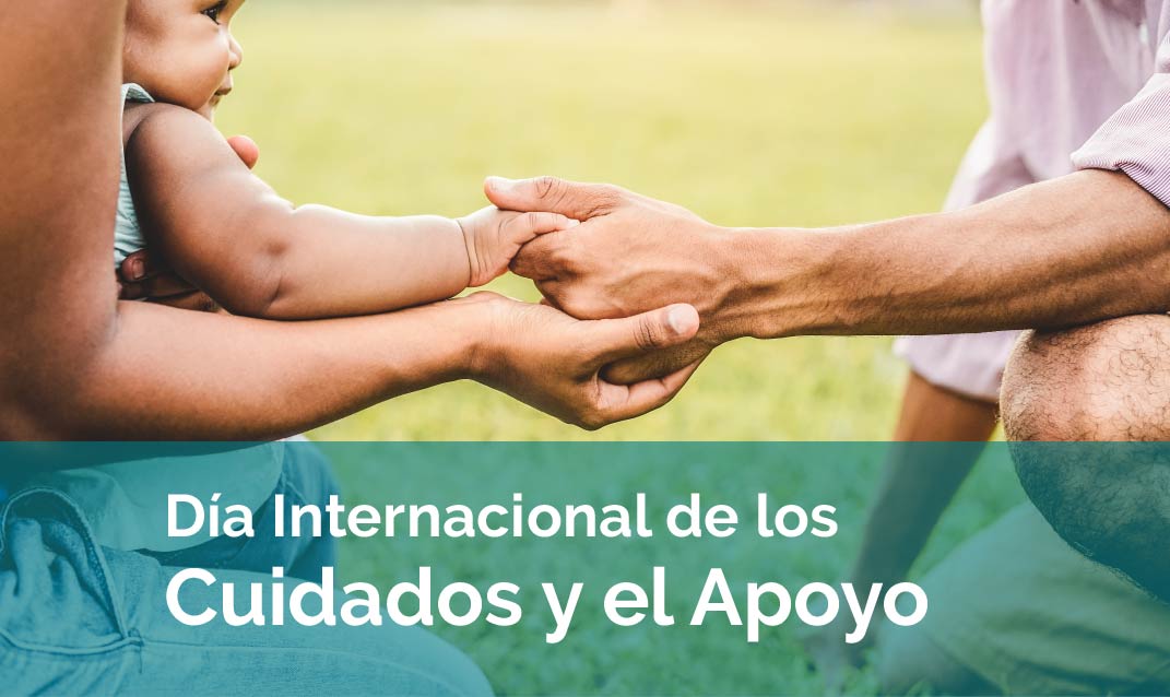 foto de personas entrelanzado manos