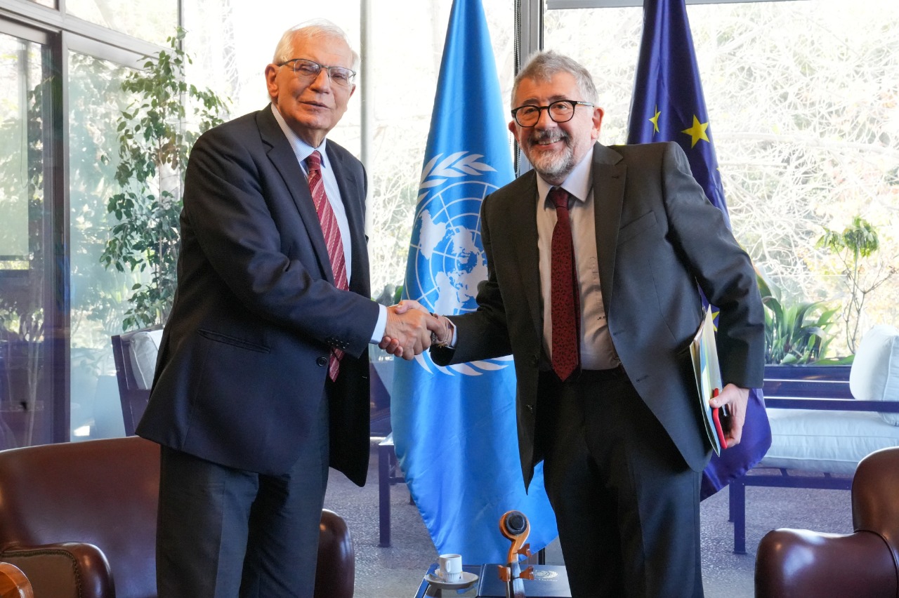 The European Union High Representative for Foreign Affairs and Security Policy, Josep Borrell, and ECLAC's Acting Executive Secretary, Mario Cimoli. 