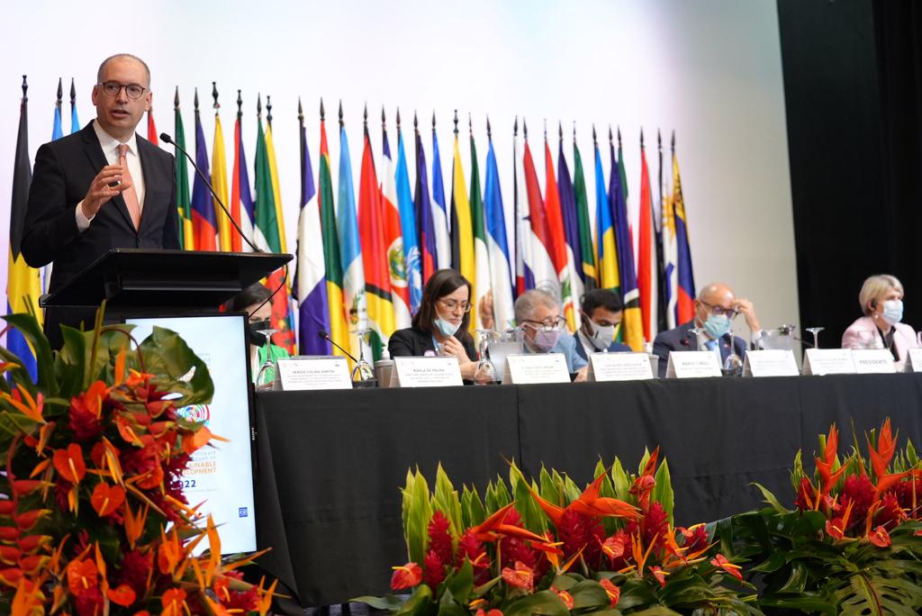 Discurso del Secretario de Estado Parlamentario del BMZ en el Foro de los países de América Latina y el Caribe para el Desarrollo Sostenible