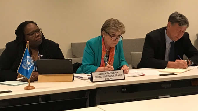 From to left to right: Diane Quarless, Chief of ECLAC Subregional Headquarters for the Caribbean, Alicia Bárcena, ECLAC's Executive Secretary and Daniel Titelman, Director of ECLAC's Economic Development Division. Diane Quarless, Alicia Bárcena and Daniel Titelman