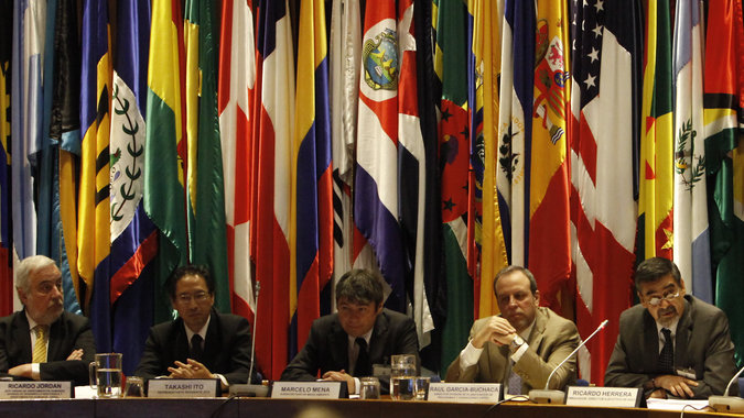 Foto de la testera de la inauguración del curso sobre educación ambiental