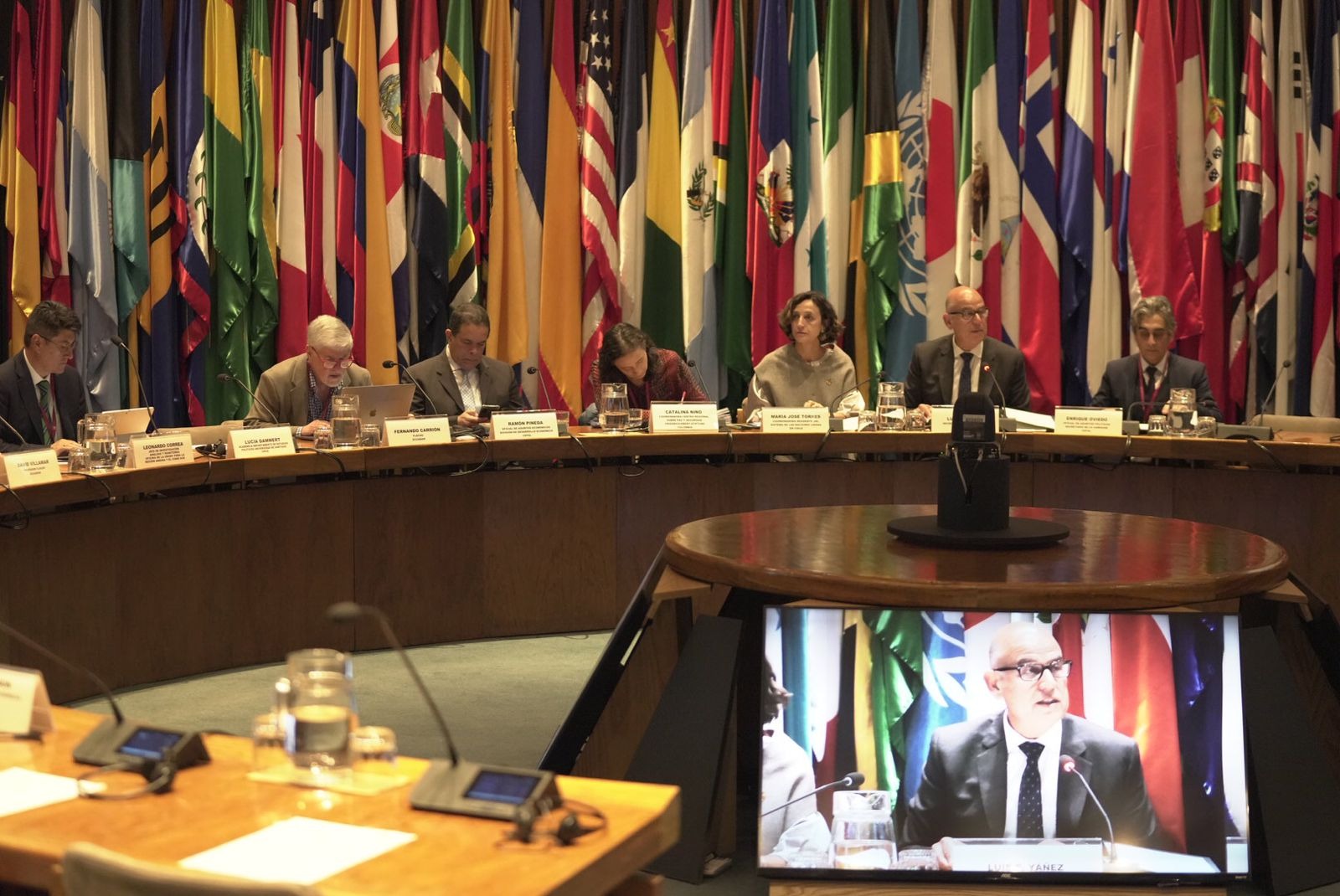 foto de participantes en la reunión