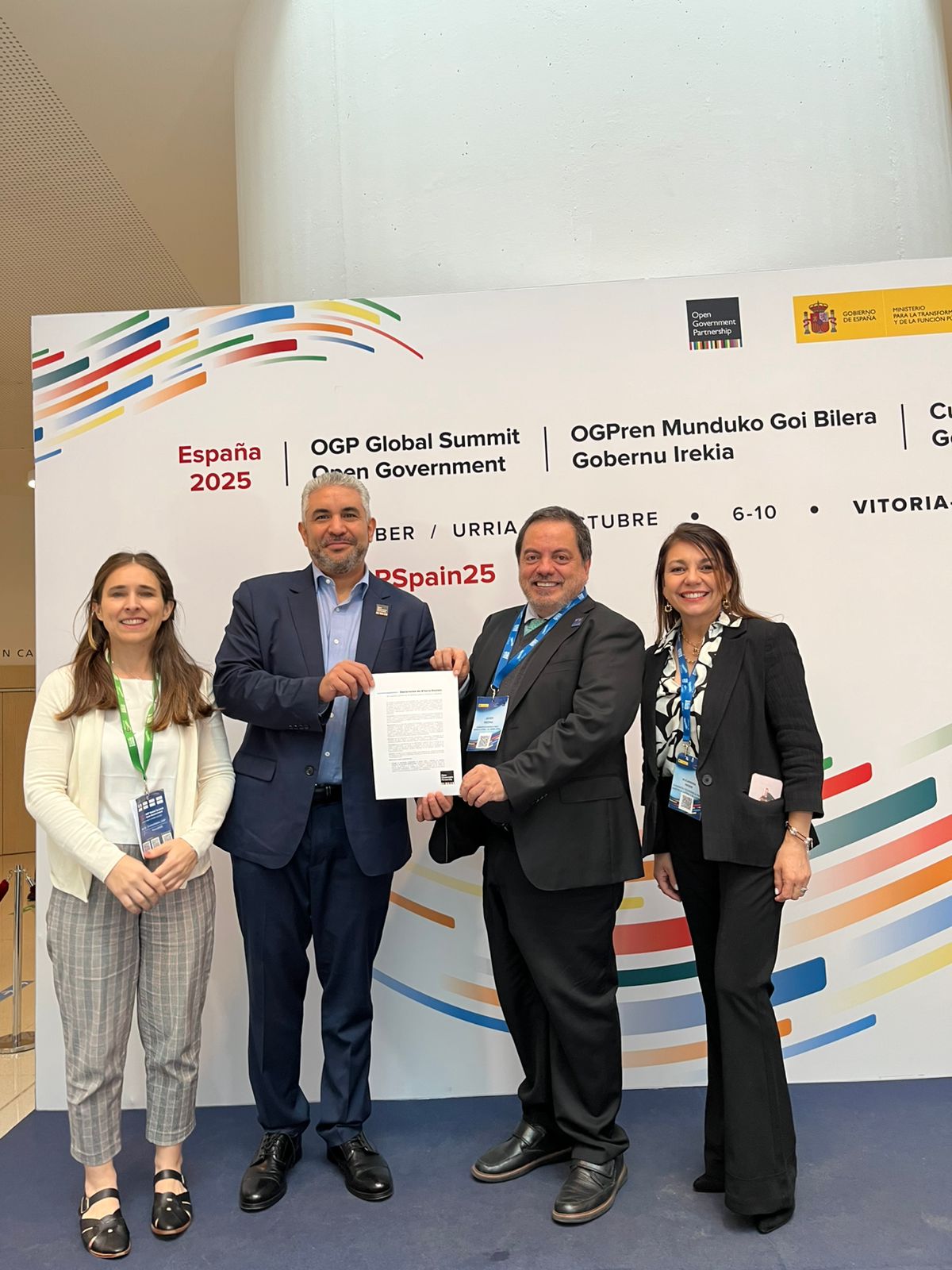firma de la Declaración de Vitoria-Gasteiz