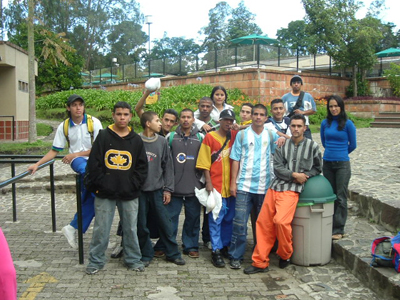 El Programa Fénix trabaja en la inclusión social de los jóvenes de Medellín. El Programa Fénix trabaja en la inclusión social de los jóvenes de Medellín.