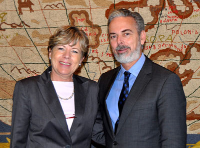 La Secretaria Ejecutiva de la CEPAL, Alicia Bárcena, junto al Ministro de Relaciones Exteriores de Brasil, Antonio Patriota.