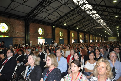 Público asistente a la inauguración de la tercera Conferencia regional intergubernamental sobre envejecimiento en América Latina y el Caribe, que se realiza del 8 al 11 de mayo en San José, Costa Rica.
