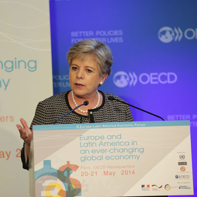 La Secretaria Ejecutiva de la CEPAL, Alicia Bárcena, participó en París en la inauguración del II Foro Económico Europa-América Latina.