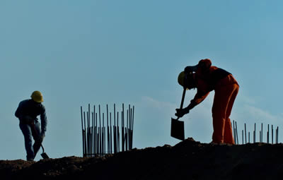 CEPAL y OIT prevén un bajo ritmo de generación de empleo en 2014 con lo cual es probable que no se registren grandes variaciones de la tasa de desempleo.