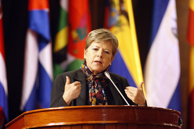 Alicia Bárcena, Secretaria Ejecutiva de la CEPAL, durante el seminario Haciendo negocios con China: Experiencias de América Latina.