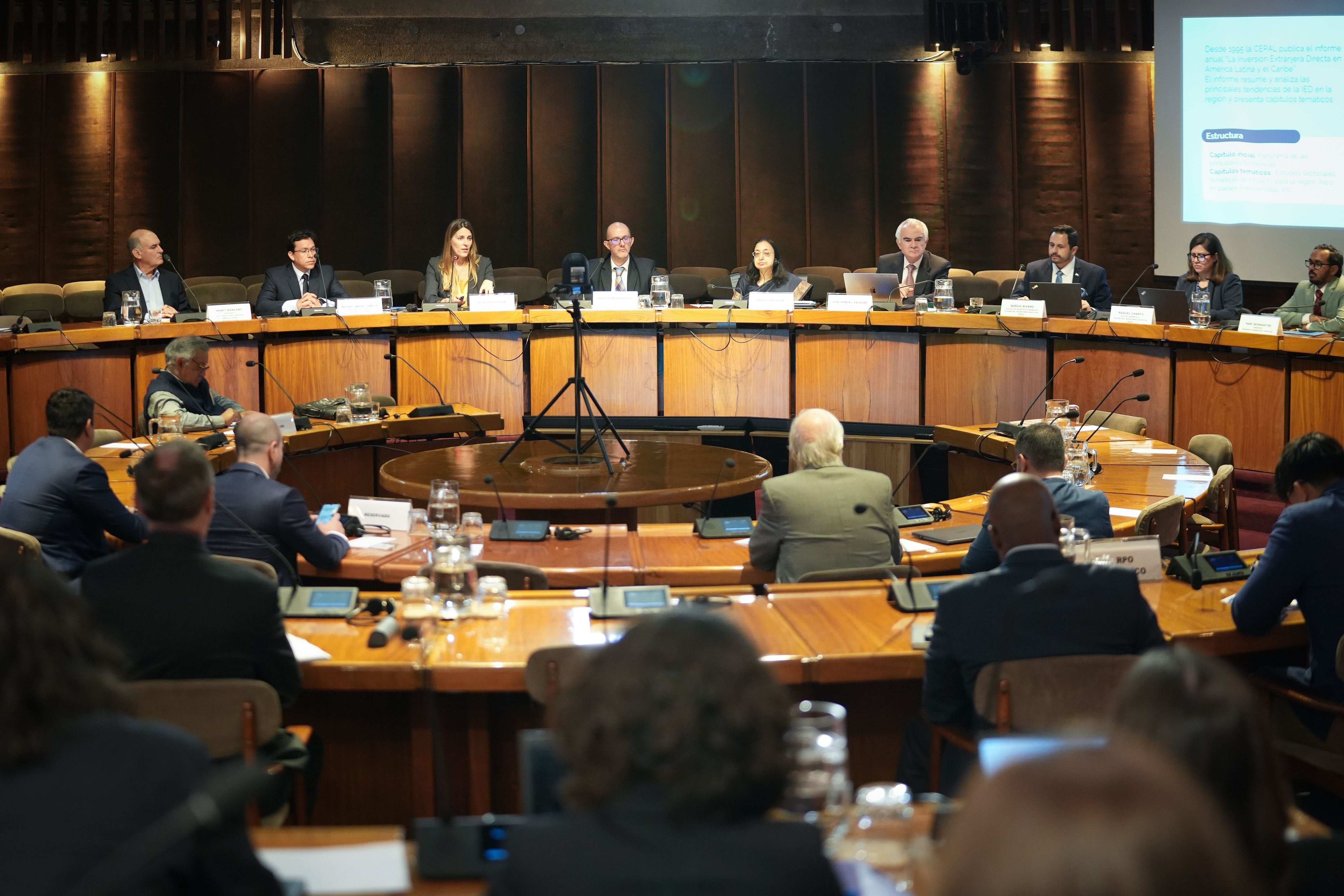 Photograph of the meeting.