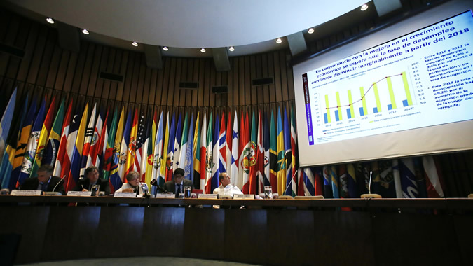 CEPAL mantiene sus estimaciones para la actividad económica de América  Latina y el Caribe: crecerá 2,2% en 2018 | Comisión Económica para América  Latina y el Caribe