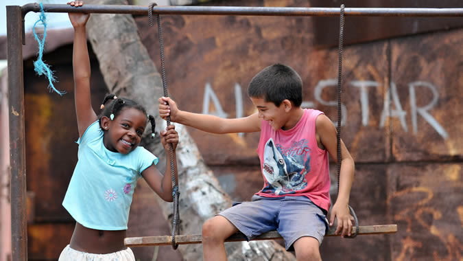 foto de niños jugando