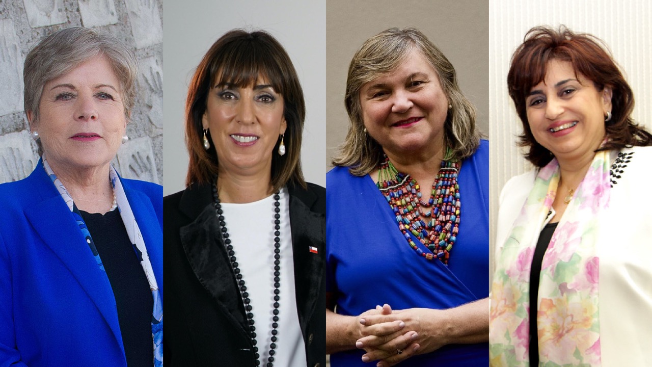 De izquierda a derecha, Alicia Bárcena, Secretaria Ejecutiva de la CEPAL; Mónica Zalaquett, Ministra de la Mujer y la Equidad de Género de Chile; María-Noel Vaeza, Directora Regional para las Américas y el Caribe de ONU Mujeres, y  Sima Bahous, Directora Ejecutiva de ONU Mujeres. 