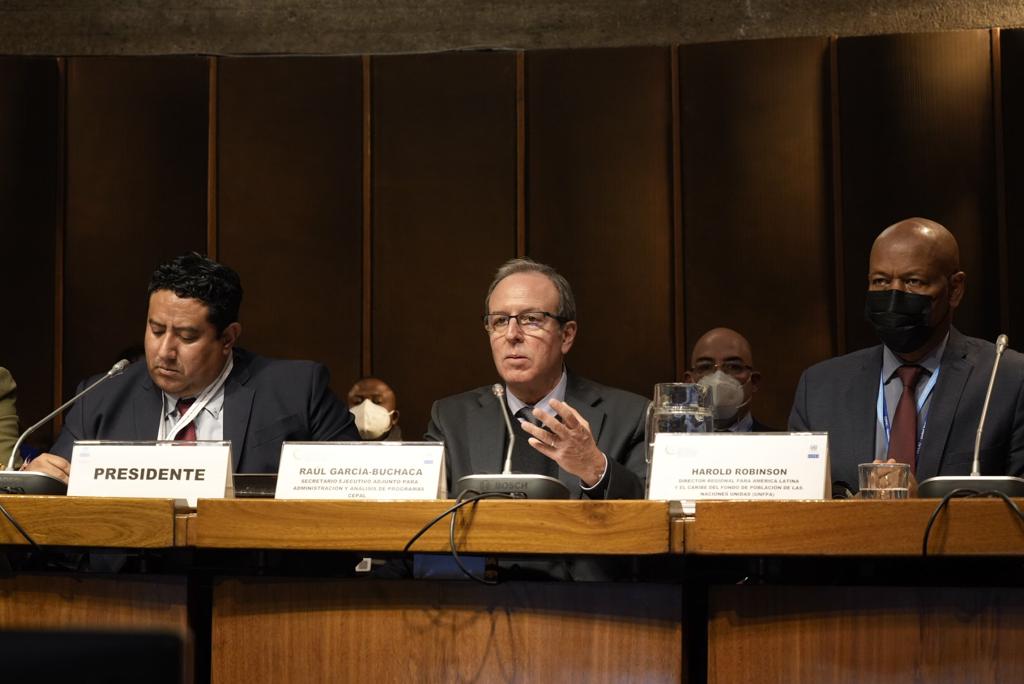 Fotografía panel de clausura