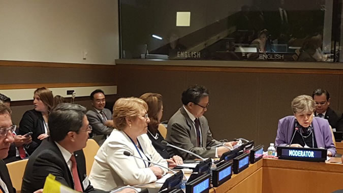 Chilean President, Michelle Bachelet (center), presided over the event held in New York, which was moderated by Alicia Bárcena (far right), Executive Secretary of ECLAC.