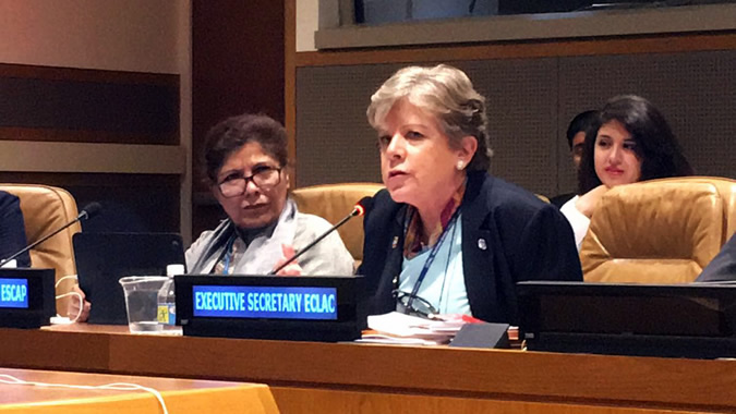 La Secretaria Ejecutiva de la CEPAL, Alicia Bárcena, durante su intervención en el encuentro sobre las comisiones regionales de la ONU.