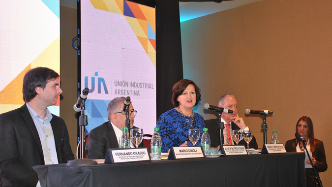 Panel de inauguración del seminario MIPYME realizado en Buenos Aires, Argentina