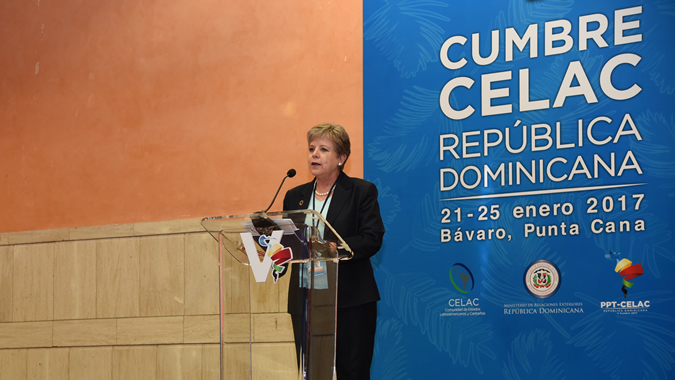 La Secretaria Ejecutiva de la CEPAL, Alicia Bárcena, durante su presentación en la XIII Reunión de Ministros de Relaciones Exteriores de la CELAC.