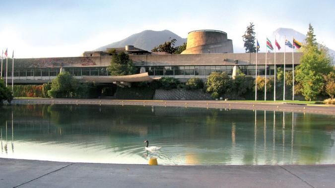 Foto edificio sede de la CEPAL en Chile.