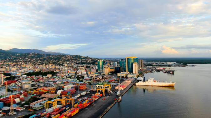 Puerto de Puerto España, capital de Trinidad y Tobago 