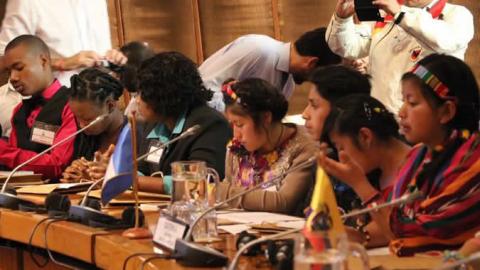 Niños participantes durante el seminario.