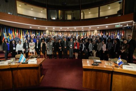 Fotografía oficial de la reunión.