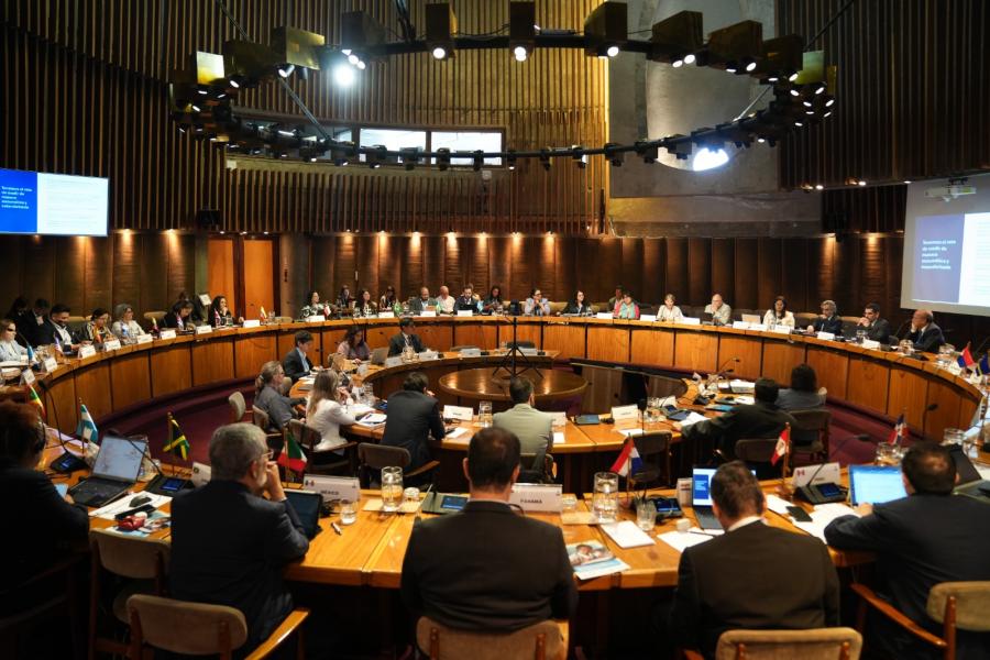 Fotografía de la reunión.